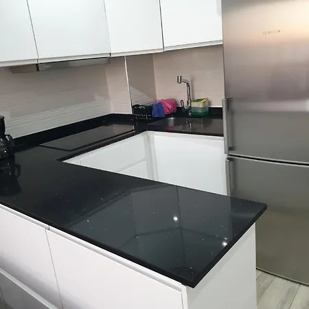 Apartamento Sea View Apartment *